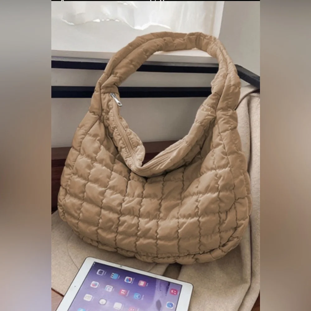 Cameron French Beige quilted purse - Picture 2 of 3